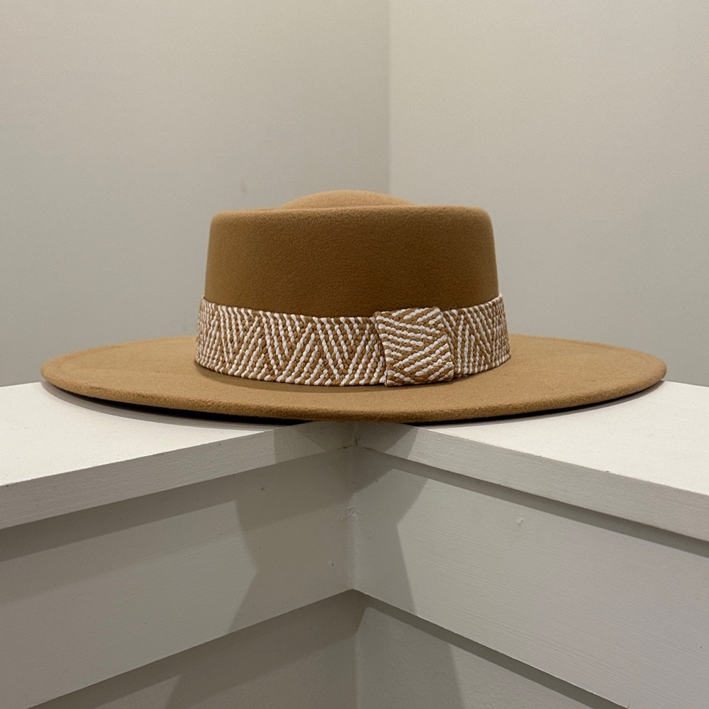 Tan Wide Brim Hat with Patterned Band